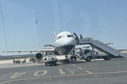 Liv 19 juli 2025 - Airport Thessaloniki. Jeg tror dette er British Airways, men når du tar bilde igjennom et vindu med mobil... Men British Airways er veldig aktive i Hellas, dem flyr til Rhodos International Airport og Santorini (Thira) International Airport og Zakynthos International Airport og selvfølgelig til Thessaloniki Airport