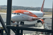 Liv 19 juli 2025 - Airport Thessaloniki. Her har vi easyJet med sin Airbus A320-214, hvor aktive er dem? Dem flyr til Athens, Corfu, Chania, Heraklion, Kalamata, Kefalonia, Kos, Mykonos, Preveza, Rhodos, Santorini, Skiathos, Thessaloniki og Zante Zakynthos