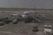 Liv 19 juli 2025 - Airport Thessaloniki. Så reiser min venn til Hellas, hun lander på Thessaloniki internasjonale lufthavn. Flyplassen ble etablert i 1930 og det var først i 1948 den ble en sivil lufthavn. Jeg skal si at tyskerne bygde mange flyplasser rundt omkring i verden. Det vil komme flere bilder senere