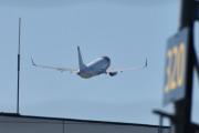 Morten 10 juli 2025 - LN-NIK tar av fra Gardermoen flyplass, nå kjenner jeg deg igjen. Jeg husker 27 juli 2023 og 7 juli 2025, jeg leter fremdeles etter et bilde med helten din