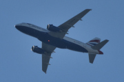 Morten 11 juli 2025 - G-DBCB over Høyenhall, klokken er 10.41 og det er  British Airways som kommer med sin Airbus A319-131 som er fra 2004