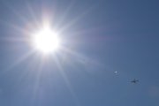 Morten 11 juli 2025 - SE-RPT over Høyenhall, her fikk vi med solen også. Jeg husker 2 mai 2022 og 4 april 2023, da så jeg dem også
