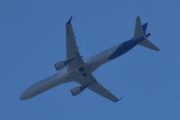 Morten 11 juli 2025 - SE-RSX over Høyenhall, klokken er 13.38 og det er SAS Link som kommer med sin Embraer ERJ-195LR fra 2018 og heter Oden Viking. Nå har jeg sett den to ganger, det var 25 juni 2025 og 8 juli 2025