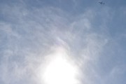 Morten 13 juli 2025 - SE-RPF over Høyenhall, jeg har ikke sett den i juli før, men har 11 bilder totalt. Men 20 mars 2023 fikk vi med solen, akkurat som nå