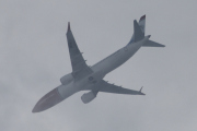 Morten 14 juli 2025 - SE-RTB over Høyenhall, klokken er 14.25 og det er Norwegian Air Sweden AOC som kommer med sin Boeing 737 MAX 8 fra desember 2018 og helten heter Elsa Beskow. Den har jeg ikke tatt bilde av før så her må vi sitere. Elsa Beskow var en svensk forfatter og billedkunstner som er særlig kjent for en rekke barnebøker med senromantiske illustrasjoner