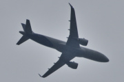 Morten 16 juli 2025 - SAS over Høyenhall, klokken er 14.58 og det regner enda. Jeg stikker snuta ut og vet at dem er på vei til Gardermoen
