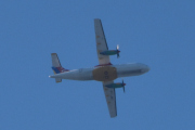 Morten 17 juli 2025 - OY-JRY besøker Høyenhall, klokken er 17.27 og det er Danish Air Transport (DAT) som kommer med sin fargerike ATR 42-300 fra 1987