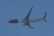 Morten 2 juli 2025 - LN-ENP over Høyenhall, klokken er 14.53, her kommer dem tett. Det er Norwegian Air Shuttle AOC som kommer med sin Boeing 737-8JP som også er fra 2017. Jeg har noen bilder fra 30 juli 2021 og 9 og 10 juli 2022 og 19 juli 2023, når du hadde helten Freddie Mercury på halen