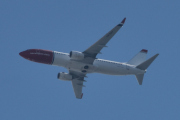 Morten 2 juli 2025 - LN-ENT over Høyenhall, klokken er 14.52 og det er Norwegian Air Shuttle AOC som kommer med sin Boeing 737-8JP fra 2017. Jeg har et bilde fra 9 juli 2022, men da hadde den helten Richard Møller Nielsen på halen