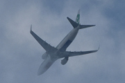 Morten 24 juli 2025 - Transavia over Høyenhall, klokken er 13.17 og min utfordring i dag er at dem må komme ut av skyene