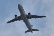 Morten 16 juni 2025 - F-GKXJ over Høyenhall, klokken er 11.49 og det er Air France som kommer med sin Airbus A320-214 fra 2003