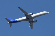 Morten 18 juni 2025 - SE-RSP over Høyenhall, klokken er 10.48 og det er SAS Link som kommer med sin Embraer ERJ-195LR fra 2010 og heter Tordis Viking. Jeg tok et bilde 2 juni 2024, men det var av SE-RSR