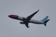 Morten 2 juni 2025 - LN-NIO over Hakadal, klokken er 11.05 og jeg tror det er Norwegian Air Shuttle AOC som kommer med sin Boeing 737-81M fra 2008 og har UNICEF på halen. Jeg har kun sett denne over Høyenhall før