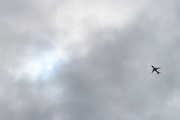 Morten 24 juni 2025 - LN-NIG over Høyenhall, og her fikk vi med solen som titter så vidt ut. Vi har noen solbilder sammen, den 28 mai 2022 og 2 juni 2023 og 21 juli 2023