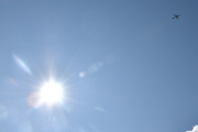 Morten 27 juni 2025 - CS-TUS over Høyenhall, klokken er 17.32 og det er TAP Air Portugal som kommer med sin Airbus A330-941 fra desember 2019 og heter Infante D. Henrique. Her fikk vi med solen også