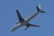 Morten 27 juni 2025 - OY-JRP over Høyenhall, klokken er 15.45 og det er Danish Air Transport (DAT) som kommer med sin Airbus A320-232 fra 2011. Dem fikk den i april 2024, men har faktisk hatt den før også. Jeg har ikke bilde av den, men flyene til DAT ble hvite i 2024 tror jeg