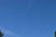 Morten 30 juni 2025 - Jetfly over Høyenhall igjen, klokken er 12.52 og jeg ser at dette er for langt unna
