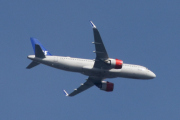 Morten 13 mai 2025 - EI-SIE over Høyenhall, klokken er 09.56 og jeg tror det er  SAS Connect som kommer med sin Airbus A320-251N fra februar 2018 og heter Gorm Viking. Den kom til SAS Connect i november 2021 og jeg har et bilde fra 3 februar 2019 når den fløy under SAS Scandinavian Airlines Ireland