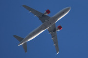 Morten 15 mai 2025 - EI-SIF over Høyenhall, det er SAS Connect som kommer med sin Airbus A320-251N fra april 2018 og heter Turgesius Viking. Den så vi i forgårs og den kom til SAS Connect i november 2021. Jeg så den første gangen den 9 desember 2018