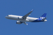 Morten 15 mai 2025 - SE-RZD over Høyenhall, det er SAS Scandinavian Airlines som kommer med sin Airbus A320-251N fra juni 2024 og heter Disa Viking. Jeg har kun sett den en gang, det var 28 juli 2024