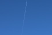 Morten 19 mai 2025 - Delta Air Lines over Høyenhall, klokken er 07.32 og jeg ser egentlig et jetfly. Men så tar jeg en nærmere titt