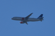 Morten 19 mai 2025 - SAS over Høyenhall, klokken er 09.54 og dem skal lande på Gardermoen. SAS har jeg sett 19 mai på disse datoene. 19 mai 2021 og 19 mai 2024
