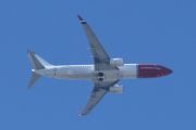 Morten 20 mai 2025 - LN-DYM over Høyenhall, klokken er 15.30 og det er Norwegian Air Shuttle AOC som kommer med sin Boeing 737-8JP fra mars 2011. Men nå ser jeg at du mistet helten André Bjerke i mars 2025, og sist jeg så deg var 26 april 2024, og første gangen jeg så deg var 12 august 2018 som EI-FHZ