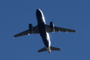 Morten 6 mai 2025 - G-DBCB over Høyenhall, det er British Airways som kommer med sin Airbus A319-131 som er fra 2004