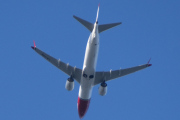 Morten 6 mai 2025 - LN-FGG over Høyenhall, det er Norwegian Air Shuttle AOC som kommer med sin Boeing 737-8 MAX fra 2022 og heter Kim Friele. Den så jeg 18 juli 2024, men hvem er helten Kim Friele? Karen-Christine Friele var en norsk organisator og aktivist i den norske homobevegelsen...