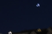 Morten 30 oktober 2025 - Stort fly over Høyenhall, så i morgen skal jeg stille litt på kamera, dette holder ikke