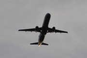 Morten 12 oktober 2025 - Flyene over Høyenhall, men nå er det mørkt, kan det være en Airbus?