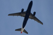 Morten 12 oktober 2025 - G-DBCK over Høyenhall, jeg har noen bilder, men ikke i oktober. Vi må til 19 juni 2023 og 23 november 2024