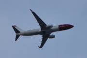 Morten 13 oktober 2025 - SE-RPG over Høyenhall, klokken er 16.50 og jeg tror det er Norwegian Air Sweden AOC som kommer med sin Boeing 737-8JP fra 2016. Jeg husker at jeg så den 22 oktober 2021 og 12 oktober 2023, og nå holder jeg meg bare til oktober