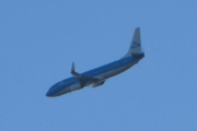 Morten 14 oktober 2025 - KLM Royal Dutch Airlines over Høyenhall, men dem svinger tøft mot Gardermoen