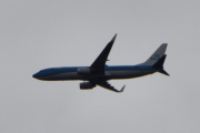 Morten 16 oktober 2025 - KLM Royal Dutch Airlines over Høyenhall, dette blir som 16 oktober 2023, men det var litt mer sol den dagen