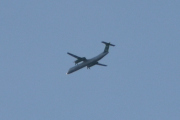 Morten 19 oktober 2025 - Widerøe over Drøbak, klokken er 16.19 og jeg tror det er en De Havilland Canada Dash 8 Q400. Har vi sett Widerøe over Drøbak før? Nei, jeg tror ikke det