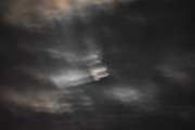 Morten 31 oktober 2025 - Stort fly over Høyenhall, nå er klokken 17.45 og jeg hører et fly
