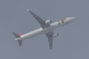 Morten 6 oktober 2025 - CS-TJO over Høyenhall, klokken er 12.48 og jeg tror det er TAP Air Portugal som kommer med sin Airbus A321-251NX fra november 2019 og heter Vieira da Silva
