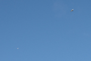 Morten 6 oktober 2025 - SE-RSV og SAS over Høyenhall, klokken er 08.16 og jeg skulle ha oppdaget dem litt før. Men her ser vi to SAS fly i samme bilde