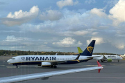 Liv 2 september 2025 - Gardermoen flyplass. Ryanair Sun sitt Buzz flyselskap må ikke forveksles med det britiske flyselskapet Buzz som ble opprettet i 1999 og lagt ned i 2004