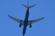 Morten 24 september 2025 - G-RUKK over Høyenhall, klokken er 11.32 og det er Ryanair UK som kommer med sin Boeing 737-8AS fra 2009. Jeg har totalt 9 bilder og så den 5 september 2024