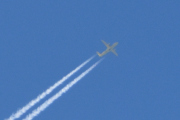 Morten lørdag 27 september 2025 - Jetfly over Høyenhall, men du er for høyt oppe, jeg ser en T-hale og to propellmotorer tror jeg
