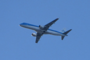Morten 23 april 2026 - KLM Cityhopper over Høyenhall
