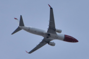 Morten 27 april 2026 - LN-NIG over Høyenhall