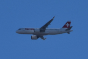 Morten 7 april 2026 - Swiss International Air Lines over Høyenhall