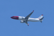Morten 26 mai 2026 - LN-FGG over Høyenhall