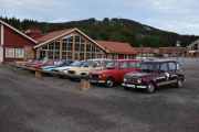 Fredag - 5 norske biler ser jeg her, 3 Renault 4 og 2 Renault Fuego