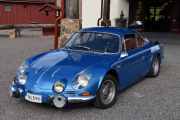 Fredag - Må jo nesten undersøke denne også, det er en Renault Alpin A110 1600S med en motor på 170hk
