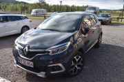 Fredag - Her har vi en danske også, vi sjekker hva han kommer med. Renault Captur TCE 120 fra 2017. Lurer på hvem det er sin?
