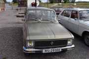 Fredag - Så har vi vår egen bil som er en Renault 6 TL fra 1975 og har en motor på 48 hk hvis du legger godviljen til
